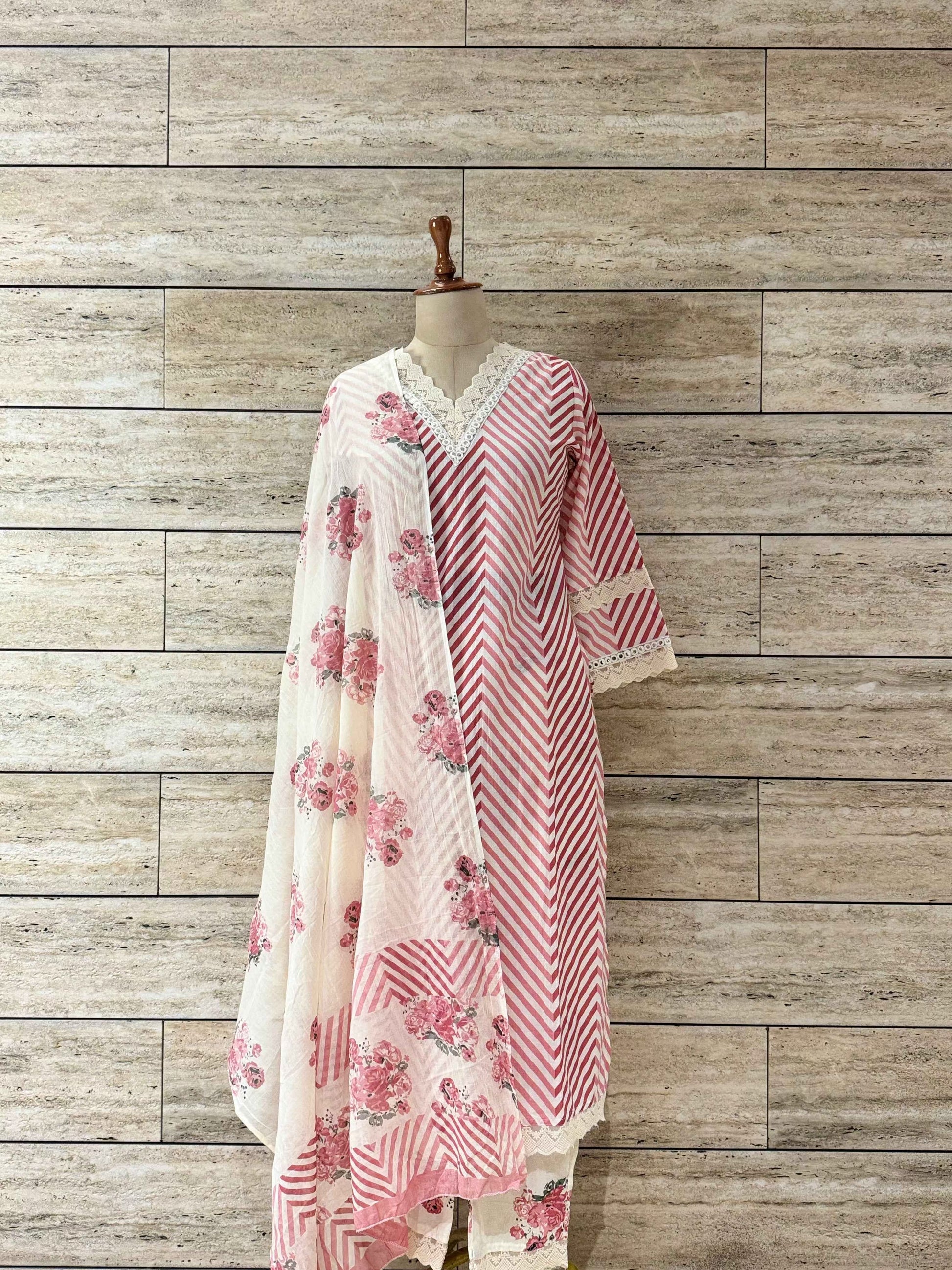 Zic Zac Print Pure Cotton Lace Work Dupatta Set