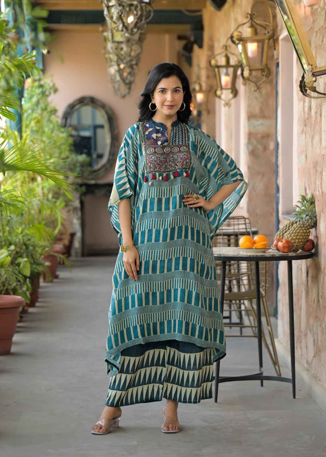 Pure Muslin Free style kaaftan in pure Ajrakh print.