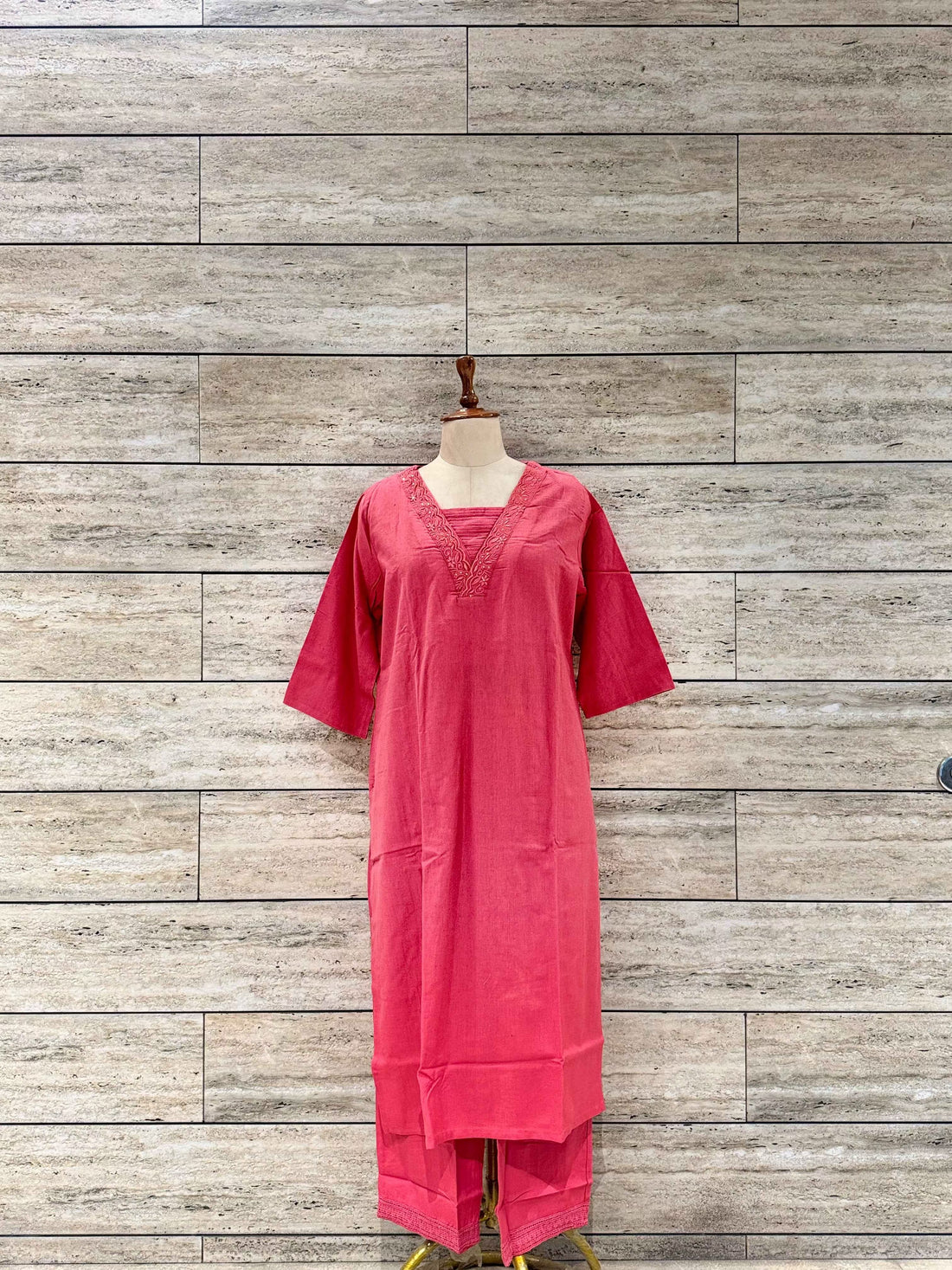 V Neck Two Piece Pant Set With Embroidery RS046