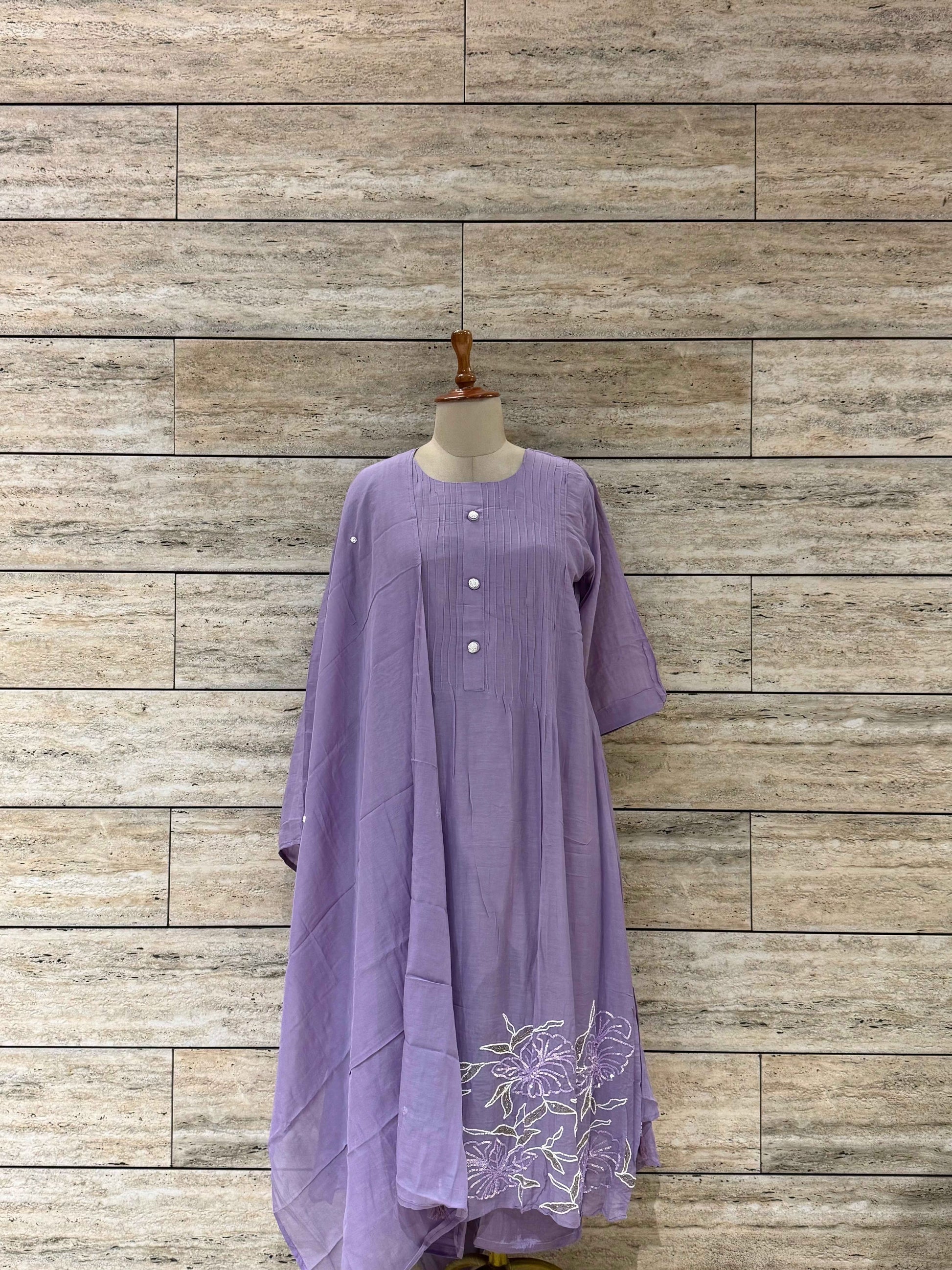 Mul Chanderi Festive Wear Dupatta Set With Handwork.