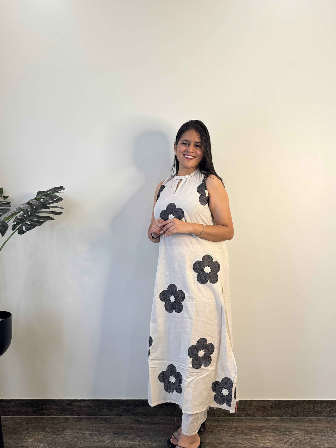 Pure Cotton A Line Two Piece Pant Set With Sleeveless