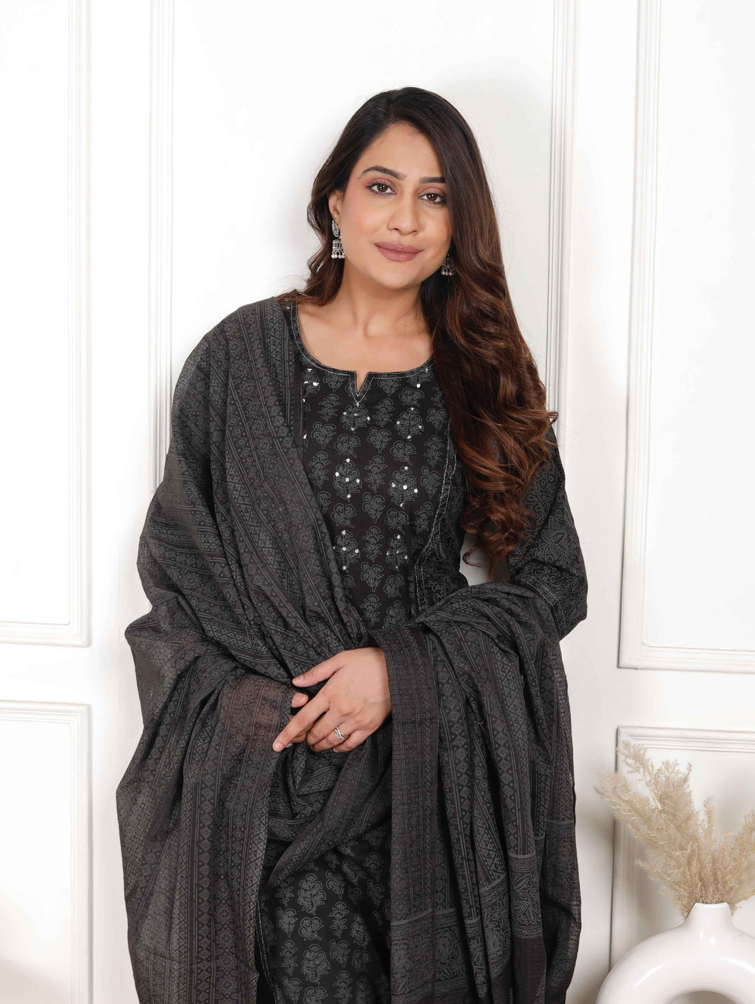 Hand Block Pure Cotton Dupatta Set ( Black )