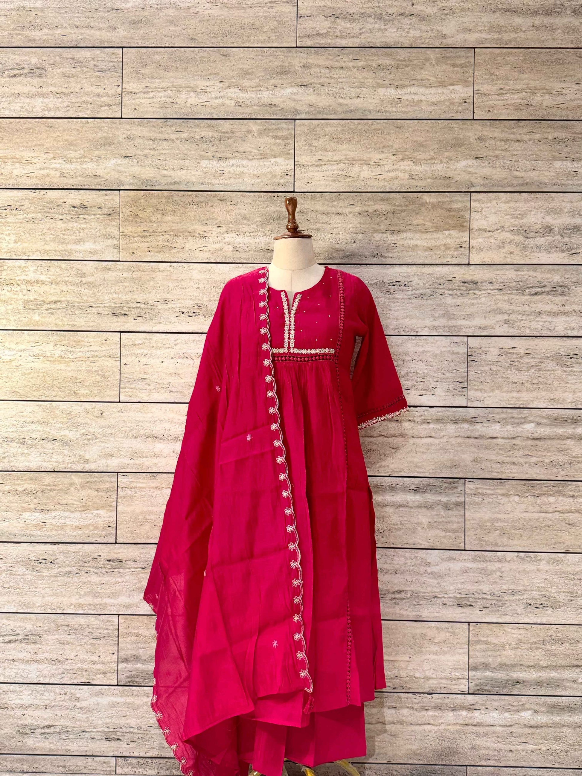 Pure mul chanderi Duppata set with embroidery