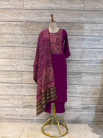 Festival Wear Pure Gaji Silk Hand Block Dupatta Set