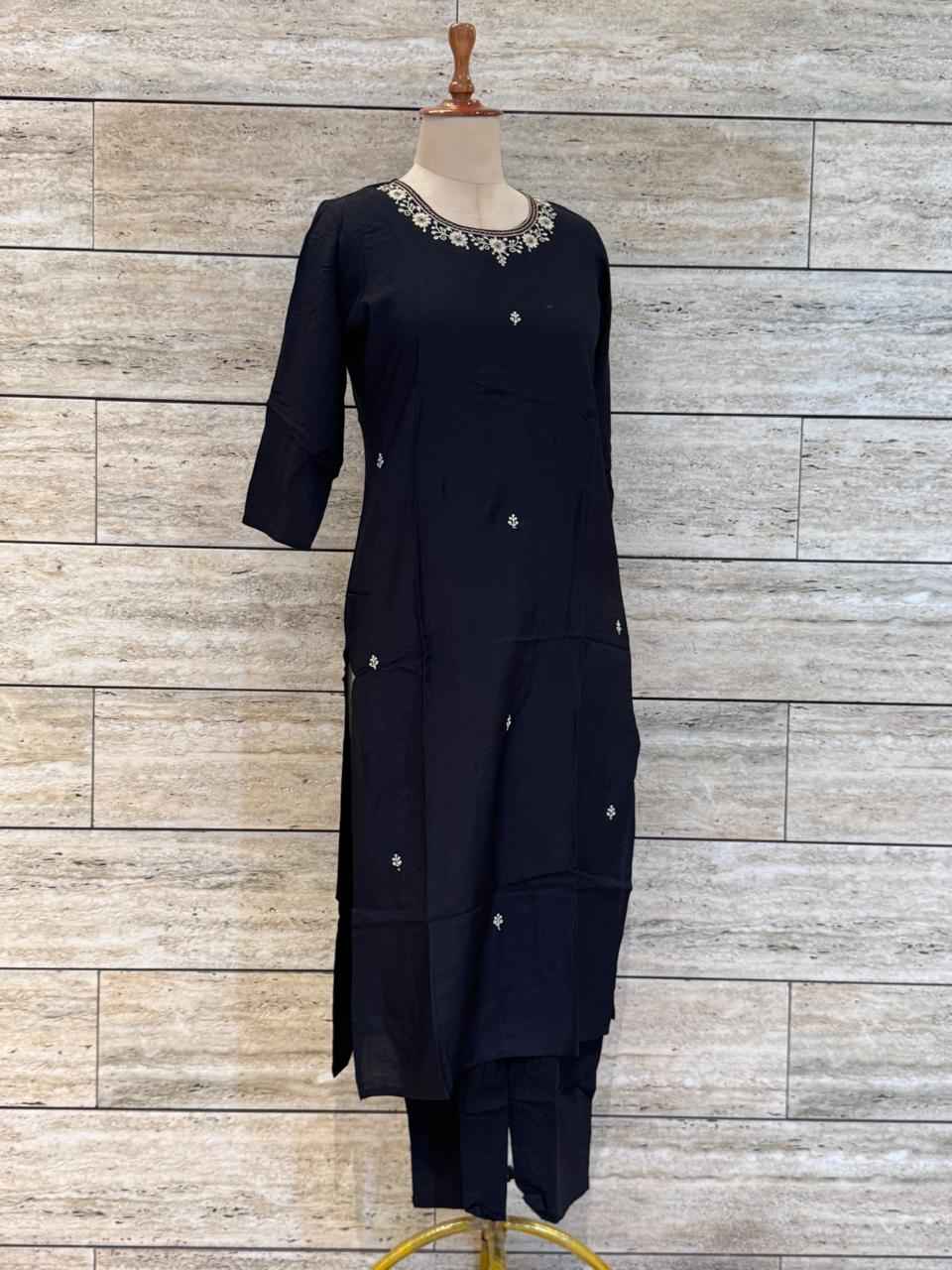 Festival Wear Pure Muslin Dupatta Set With Embroidery