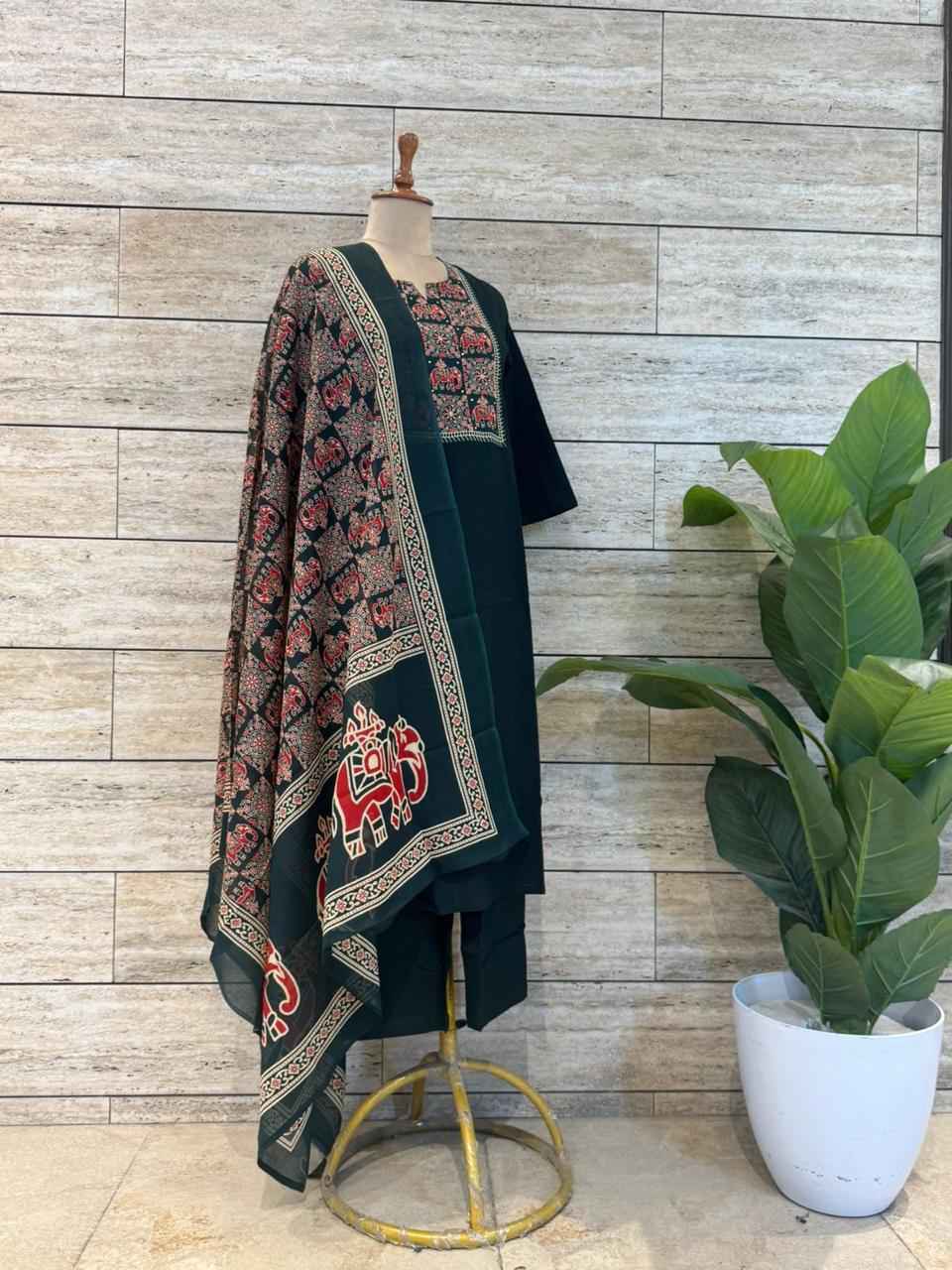Pure Cotton Straight Dupatta Set CS085