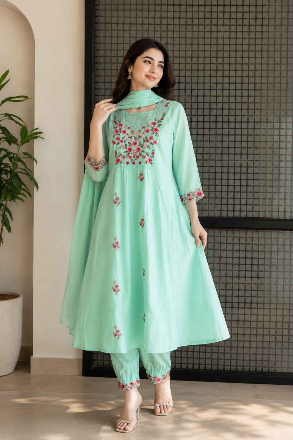 Mul Chanderi with inner dupatta set with embroidery MLC14