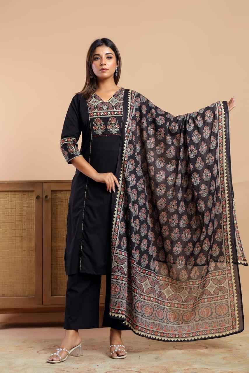 Premium cotton solid kurta with printed Dupatta set  CS0235