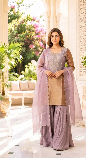 Premium Giraffe Silk Dupatta Set With Divider