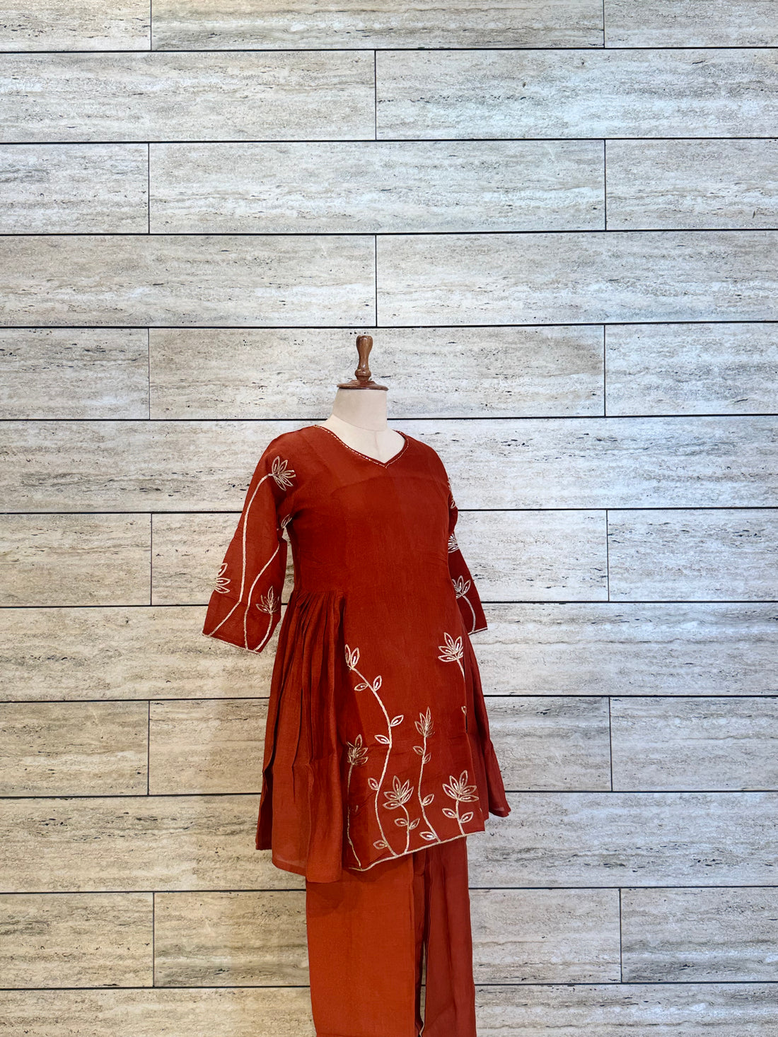 Mul Chanderi Paplum Style Festive Wear Dupatta Set MLC014