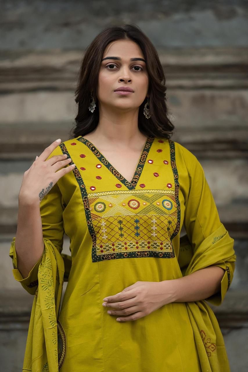 Premium Cotton Solid Base With Embroidery On Neck With Pocket