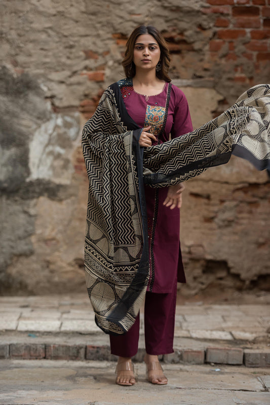 Premium Cotton Appliqué Work With Kota Doriya Dupatta Set CS0155