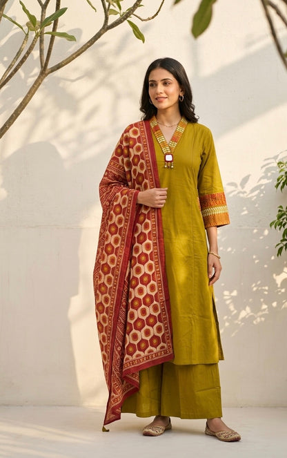 Premium Dabu Cotton Solid Base With Printed Dupatta Set COS323