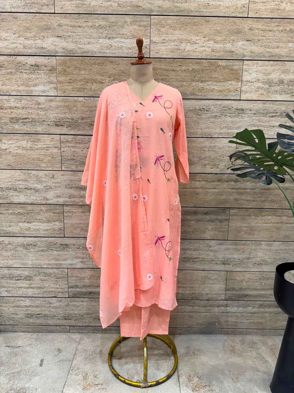 Mul Cotton Embroidered Dupatta Set