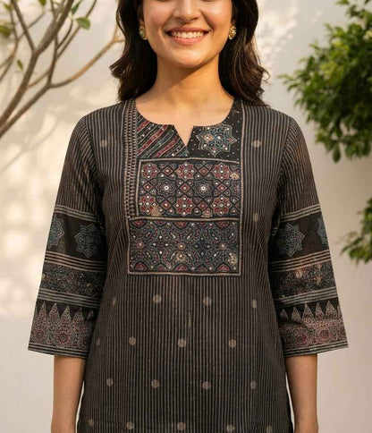 Printed Dupatta Set In Kota Doriya Fabric KD052