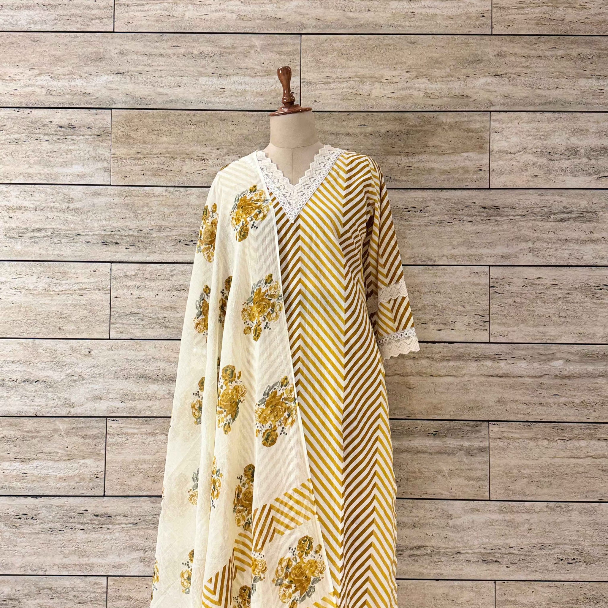 Zic Zac Print Pure Cotton Lace Work Dupatta Set
