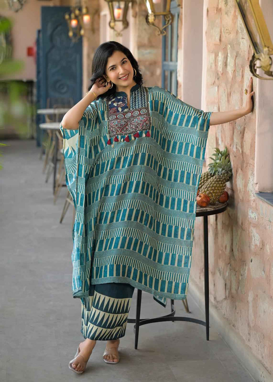 Pure Muslin Free style kaaftan in pure Ajrakh print.