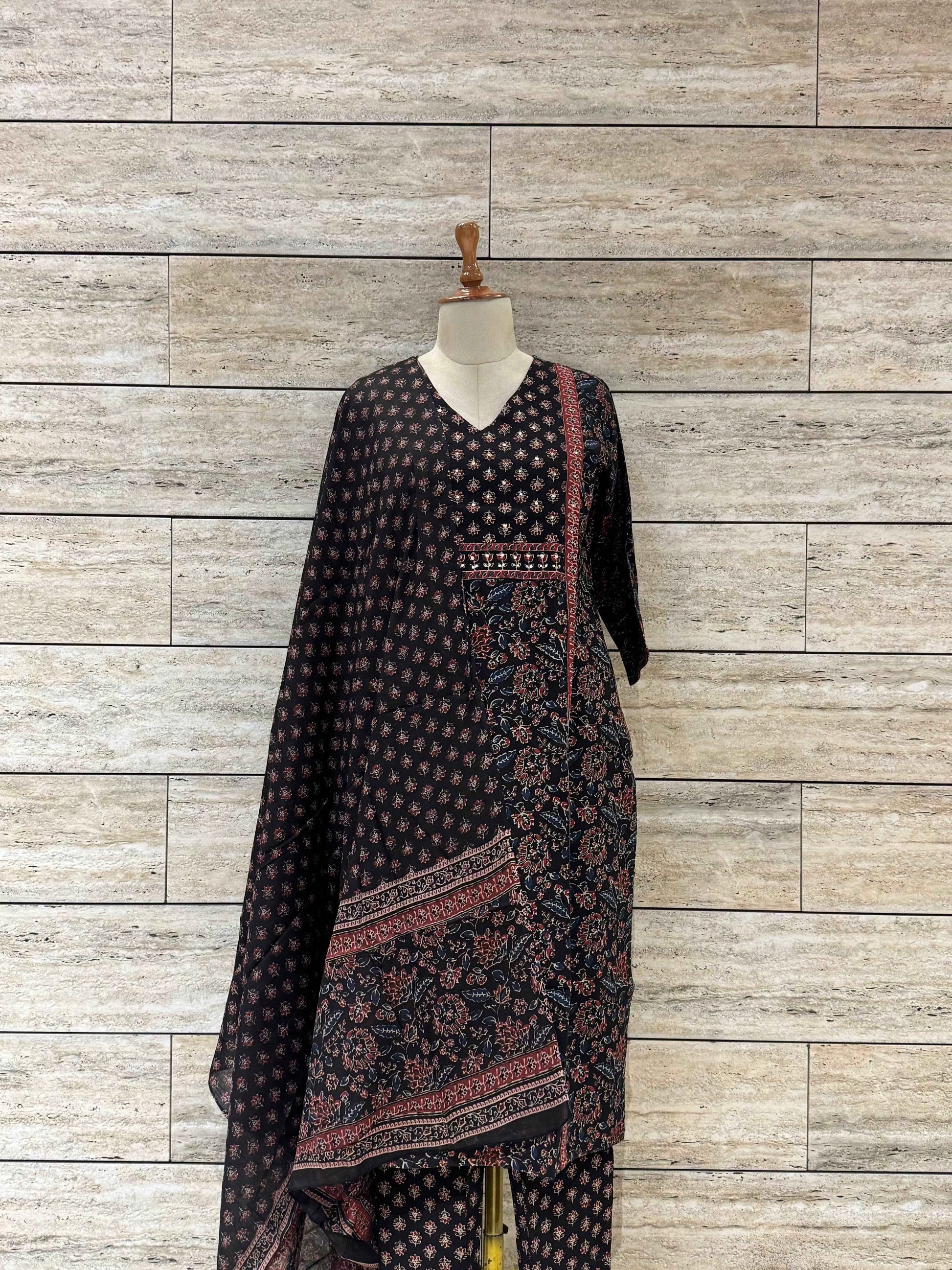 Pure Cotton Floral Print Dupatta Set (Copy)