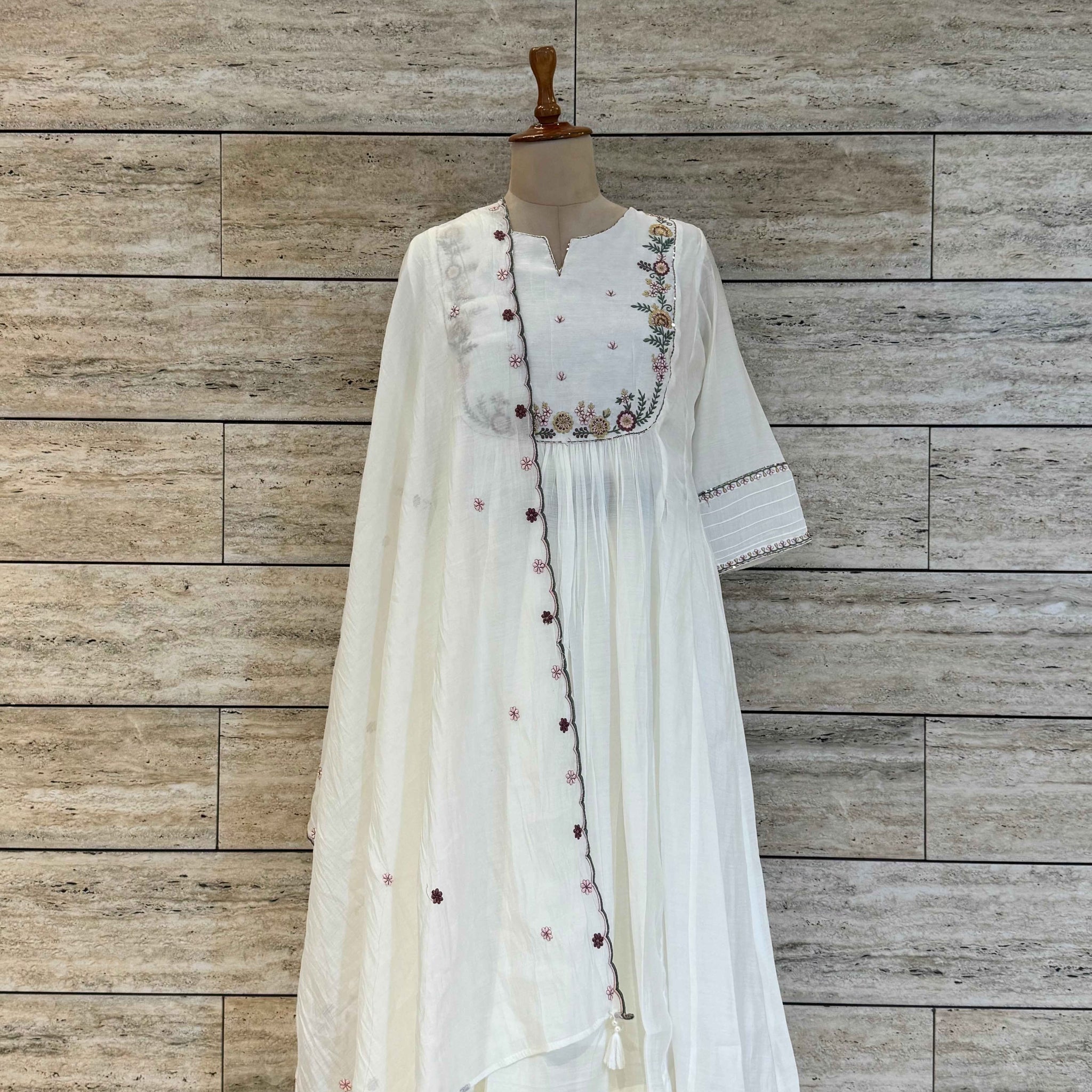 Mul Cotton Three Piece Dupatta Set