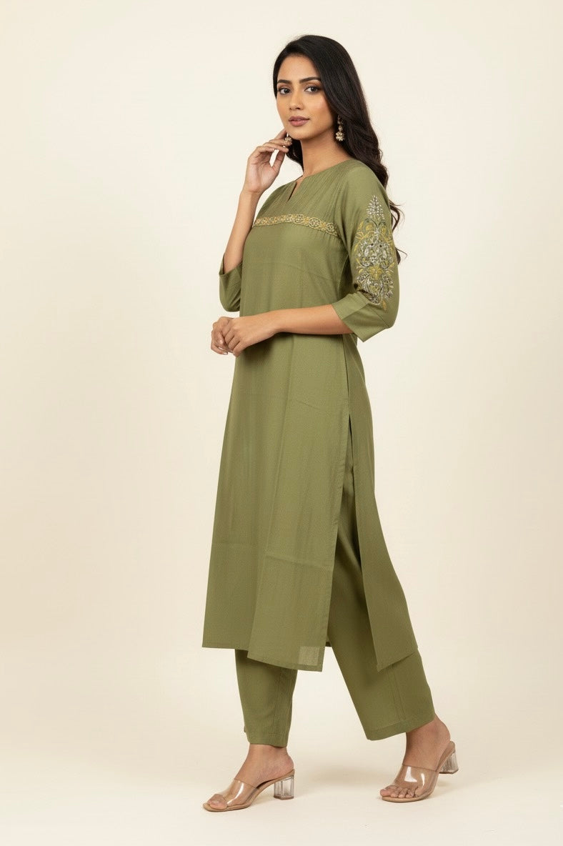 Pure Muslin Pent Set With Embroidery MPS012