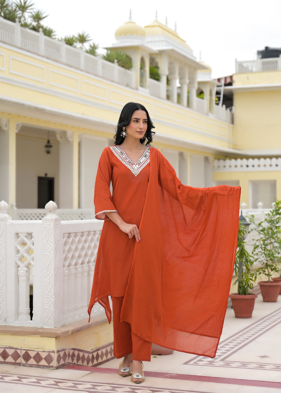 Premium Mul cotton with inner dupatta sets MC032