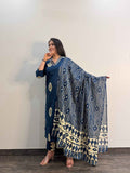 Hand Block Pure Cotton Dupatta Set.