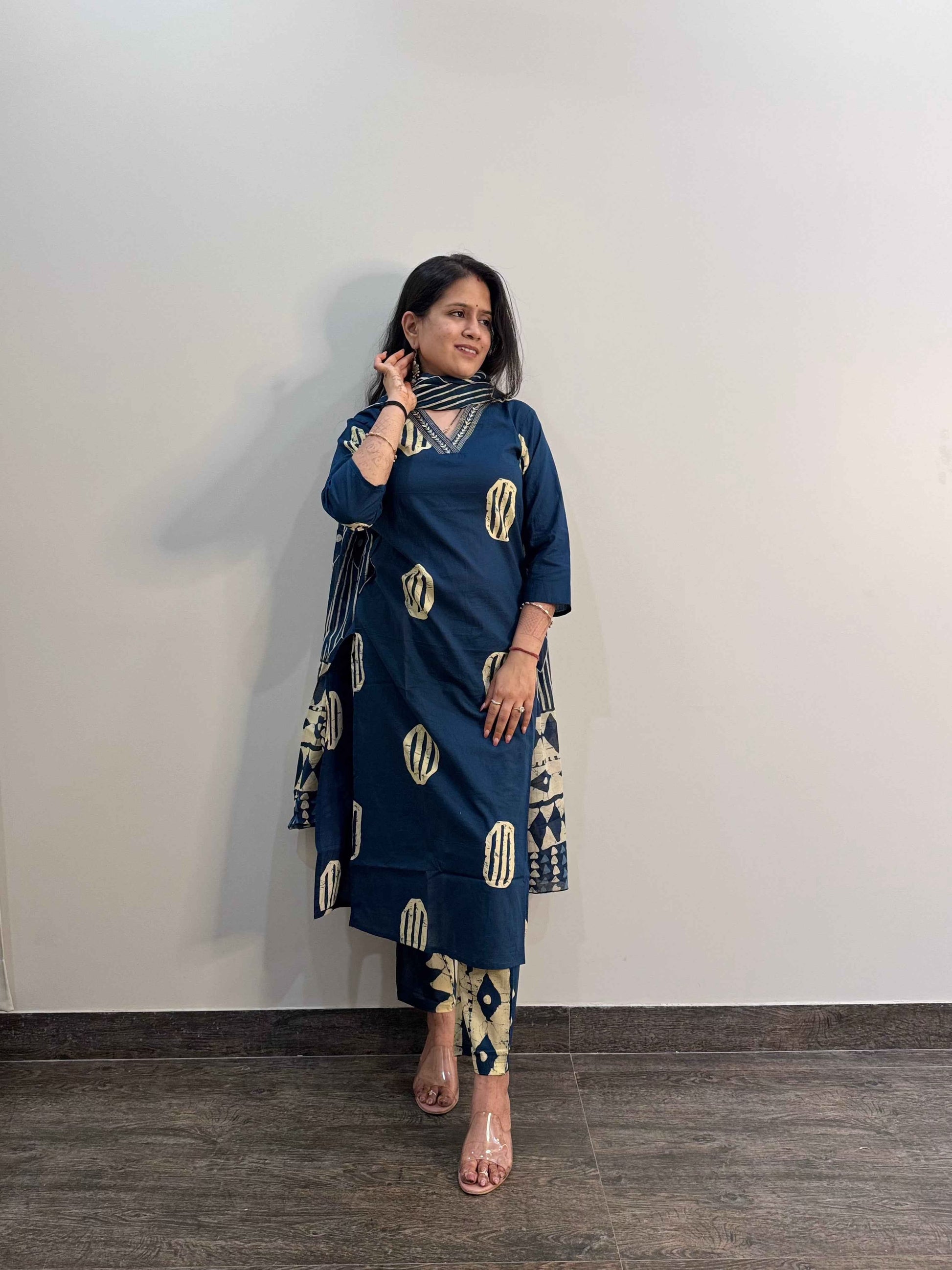 Hand Block Pure Cotton Dupatta Set.