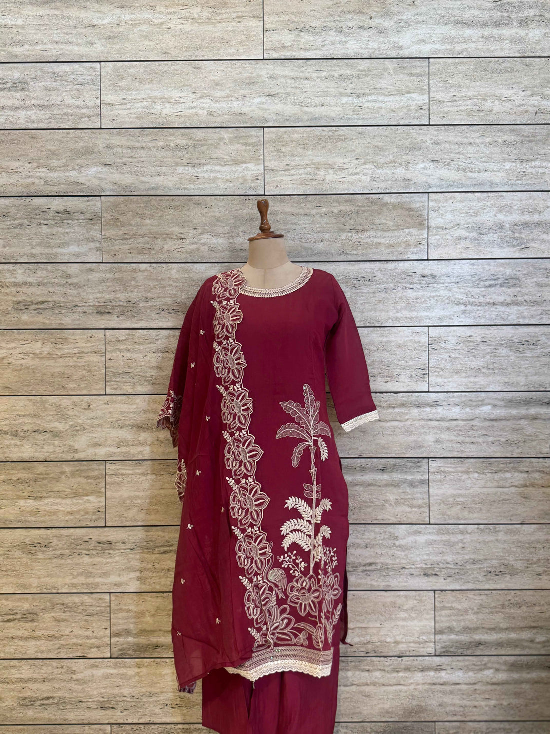 Premium Mul Chanderi Dupatta Set With Embroidery Work