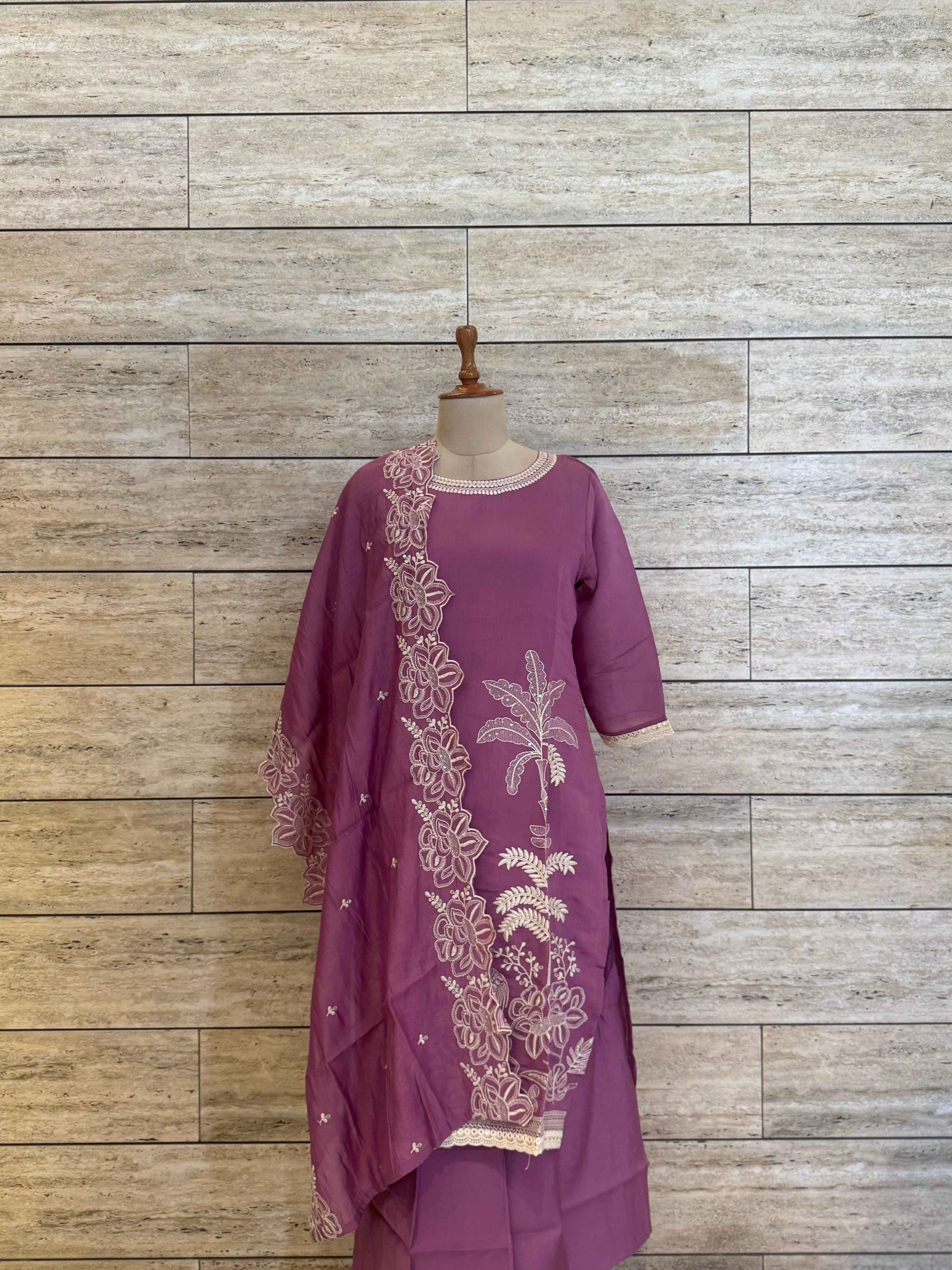 Premium Mul Chanderi Dupatta Set With Embroidery Work