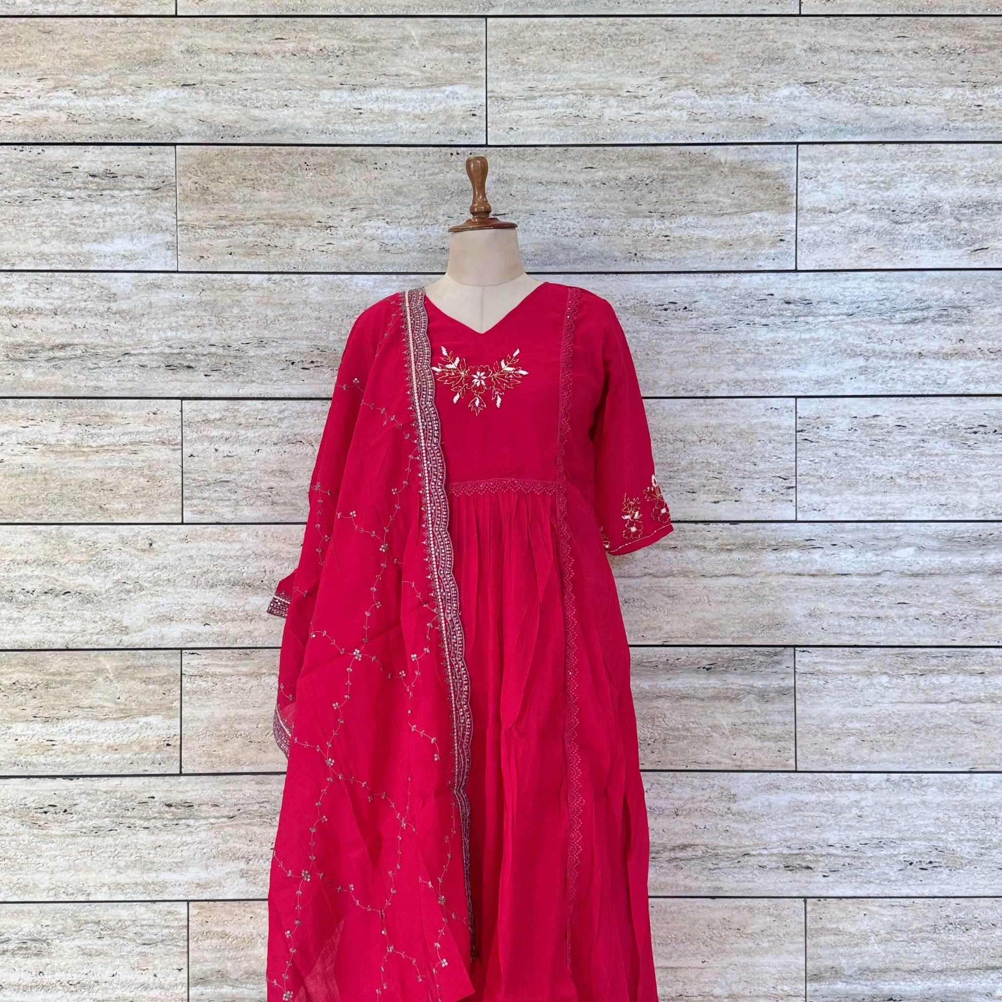 Mul Chanderi Silk Solid Base Dupatta Set With Fine Embroidery
