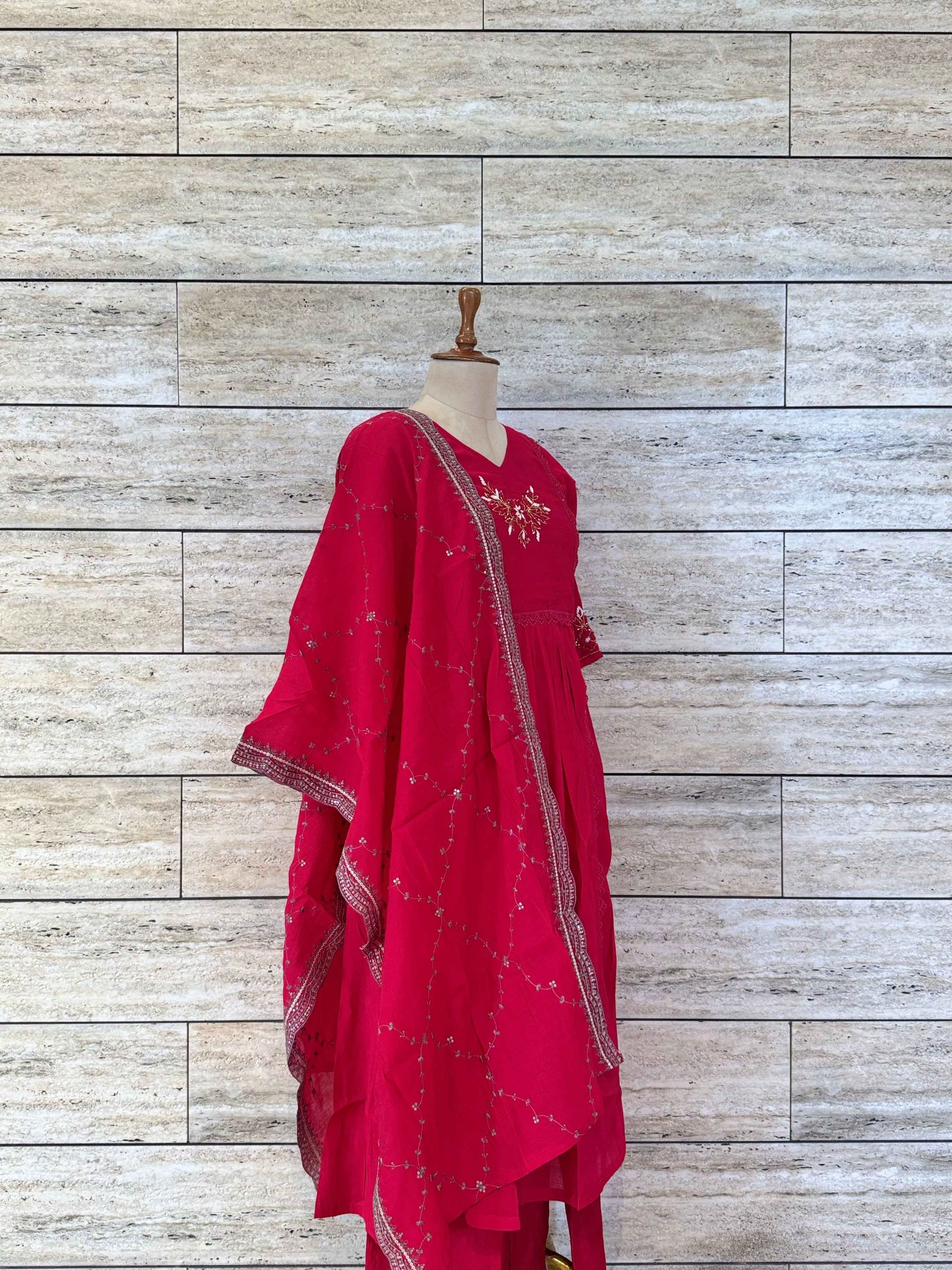 Mul Chanderi Silk Solid Base Dupatta Set With Fine Embroidery