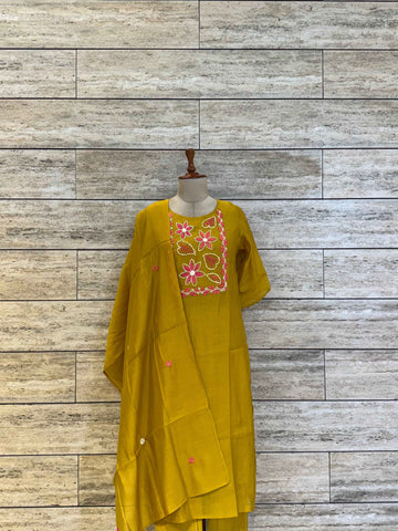 Festive Wear Pure Muslin Dupatta Set With Embroidery MS009