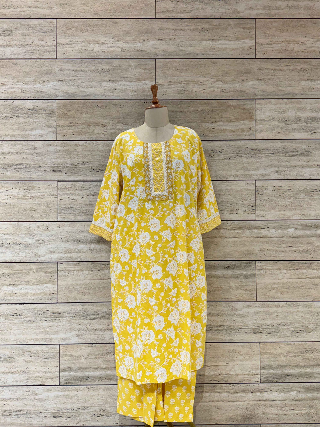 Fine Jaal Floral Print Plus Size Cotton Dupatta Set