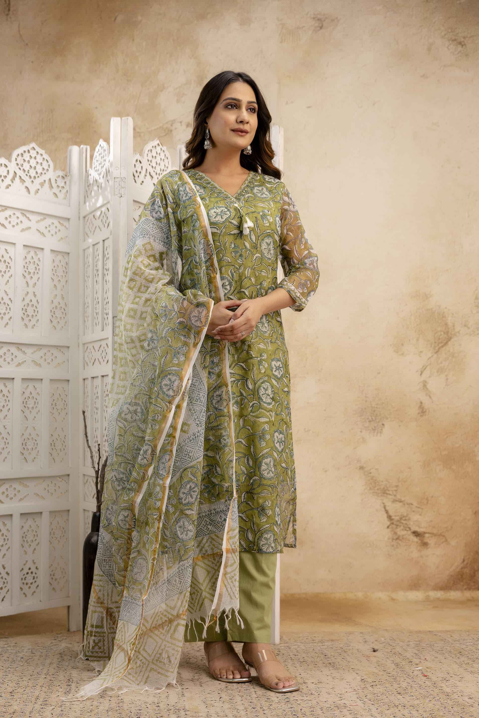 Kota Doriya Floral Print Pure Cotton Dupatta Sets