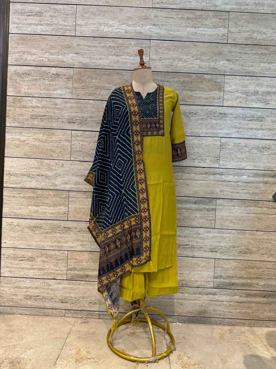 Pure Muslin Three Piece Dupatta Set With Embroidery