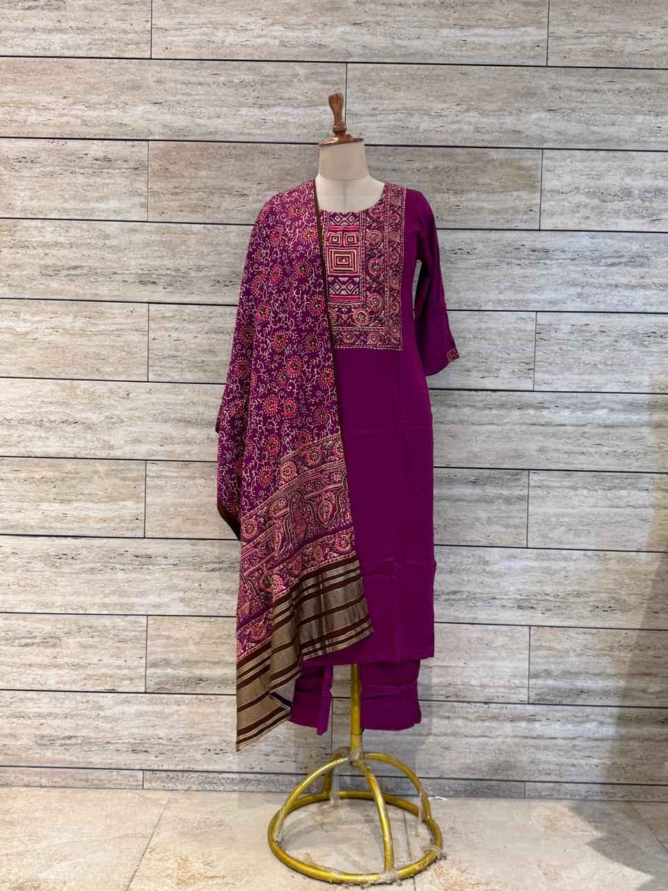 Festival Wear Pure Gaji Silk Hand Block Dupatta Set