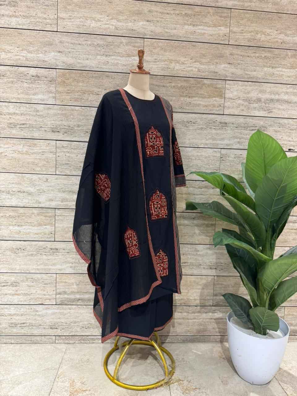 Pure Cotton Straight Dupatta Set With Applique Work
