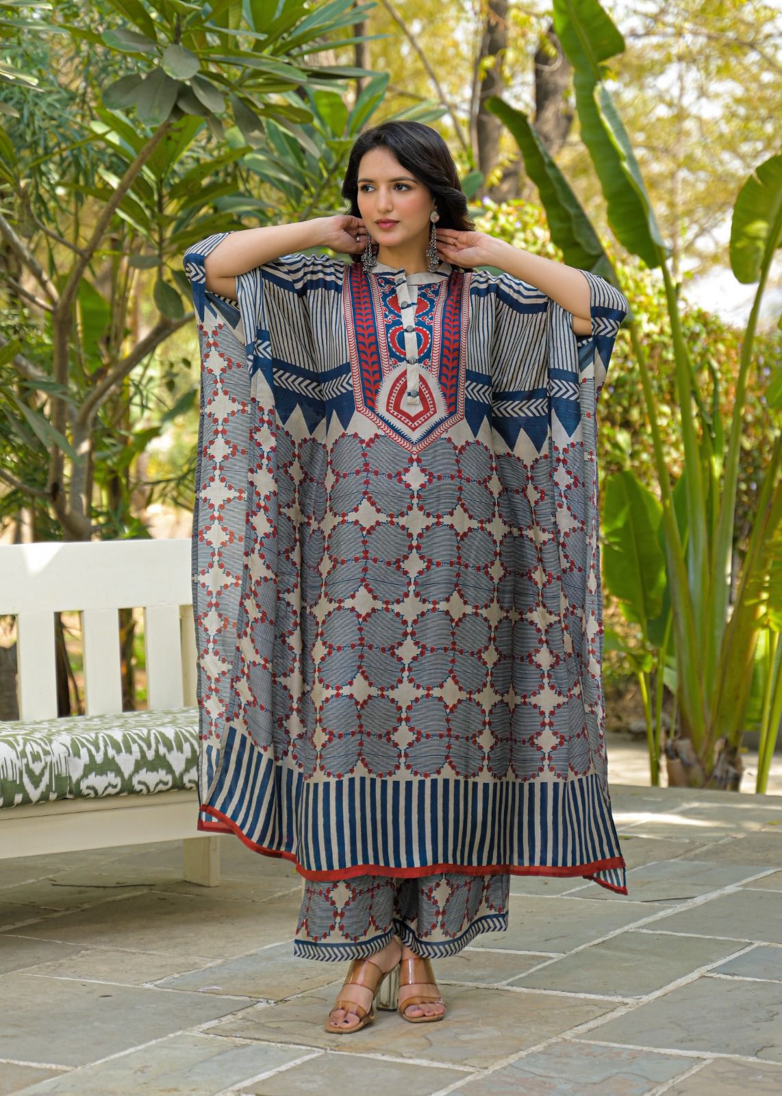 Free Stylish Muslin Two Piece Kaftan Set