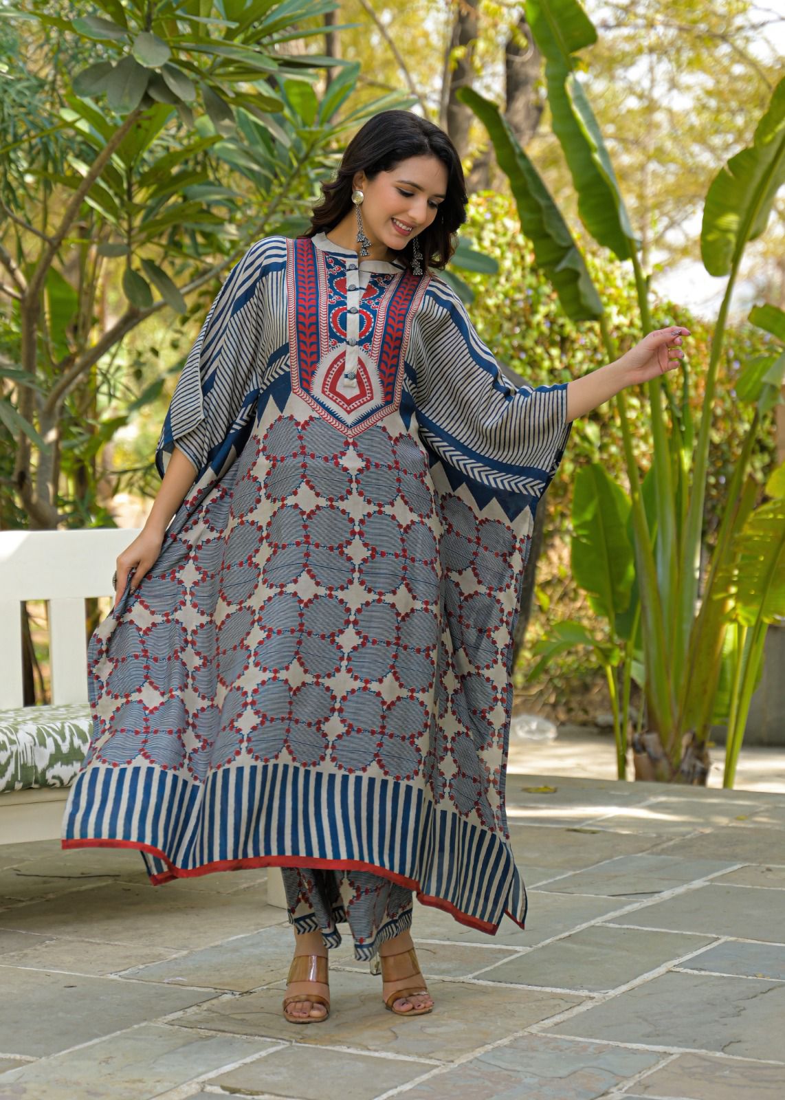 Free Stylish Muslin Two Piece Kaftan Set