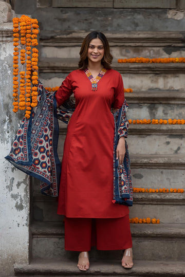 Pure Cotton Dupatta Set With Embroidery