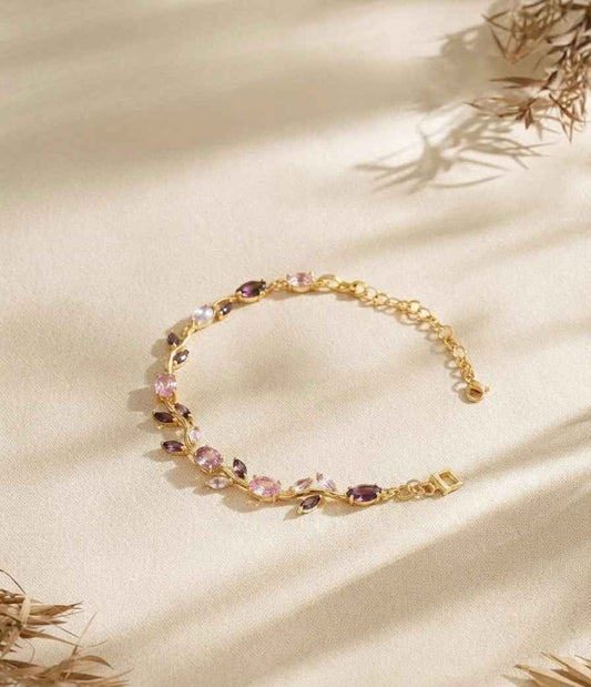 Premium Gold-Plated Bracelet for Women. BR003