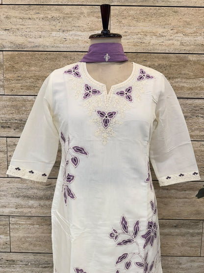 Mul Chanderi With Inner With Applique Work MLC29